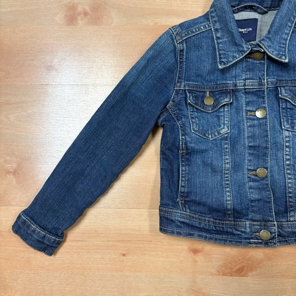 Gap Kids Dark Wash Icon Denim Jacket Girls Size XS 4/5
